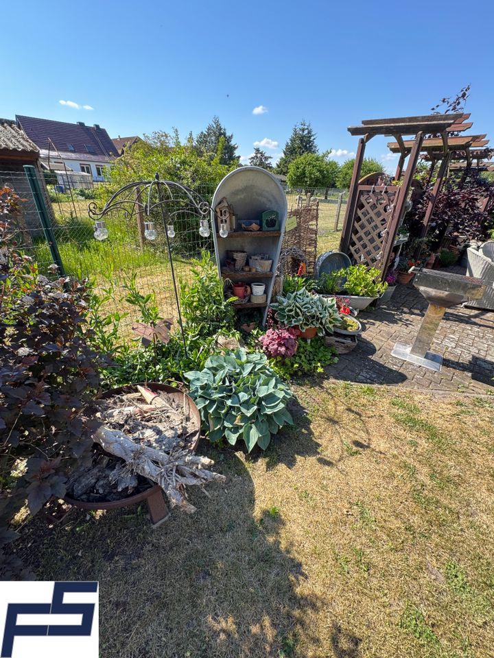 liebevoll angelegter Garten